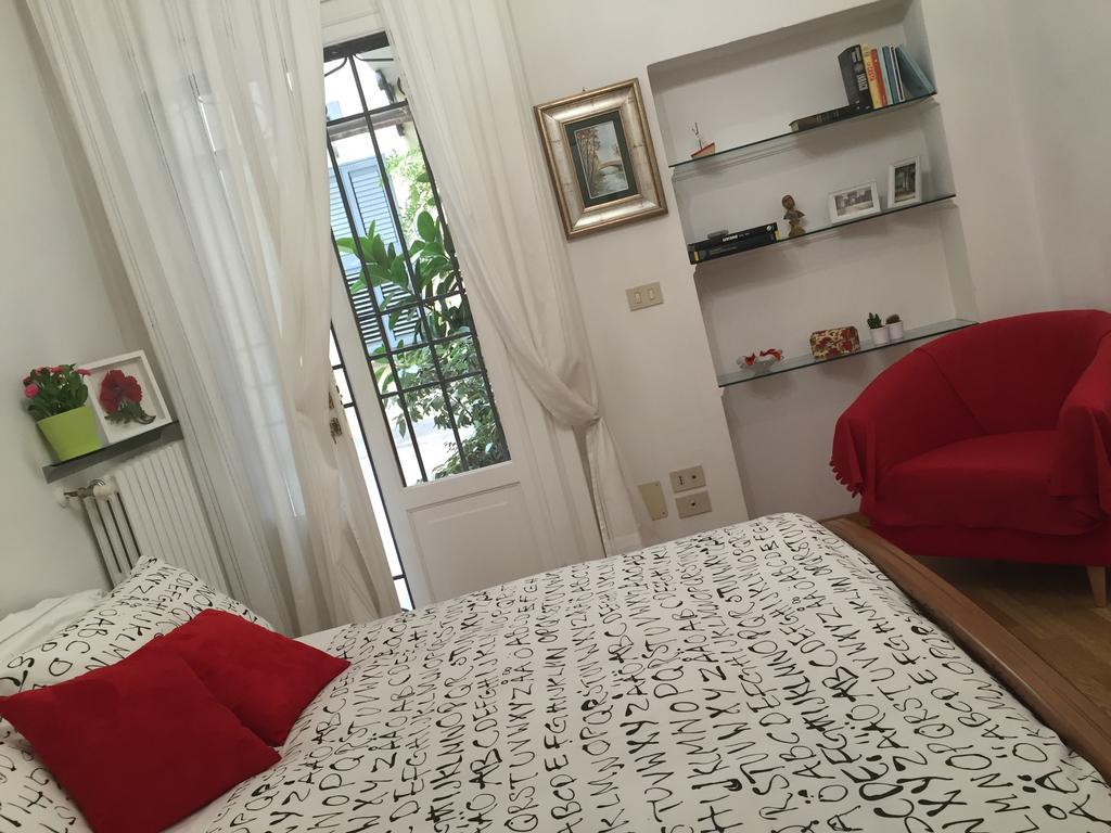Apartamento Temporary House Oberdan Bolonia Exterior foto