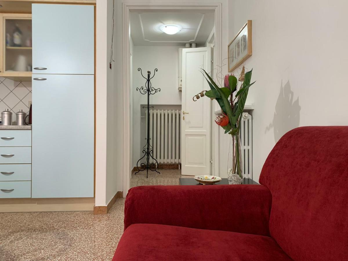 Apartamento Temporary House Oberdan Bolonia Exterior foto